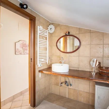 Tra Mari E Monti By Barbarhouse Feriehus